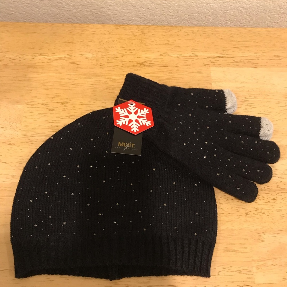 Bedazzled Beanie and Gloves